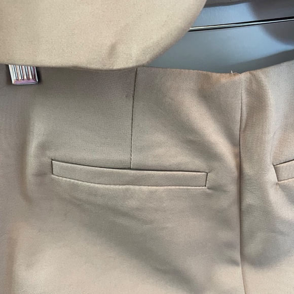 Harve Benard  2 piece suit Size 2 - Picture 6 of 6